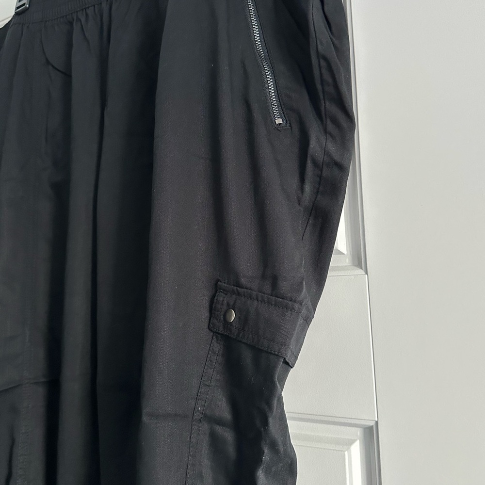 Lane Bryant women’s plus size 22W/24W dressy Black Cargo jogger Pants - Picture 3 of 11